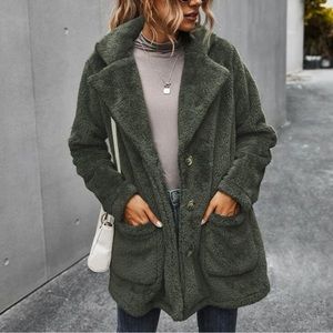 Dual Pocket Teddy Coat
